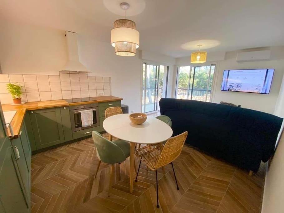 T2 Avec Clim Et Terrasse Vue Mer, Les Sablettes La Seyne-sur-Mer Extérieur photo